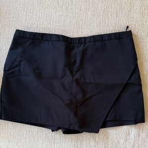 Babaton Black Women's Skort